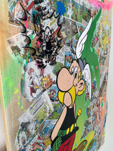 Charger l'image dans la galerie, POP Art tableau featuring Astérix with vibrant colors and recycled wood texture, showcasing comic art elements.