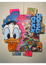 Charger l'image dans la galerie, Tableau pop art de Donald Duck sur bois de palette avec bandes dessinées, peintures acryliques et finition vernis mat.