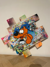 Charger l'image dans la galerie, Tableau Pop Art unique représentant Boule et Bill, décoré sur bois de palette, coloré et ludique.