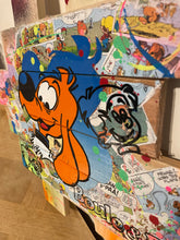 Charger l'image dans la galerie, Colorful Pop Art tableau featuring Boule and Bill characters on repurposed pallet wood.
