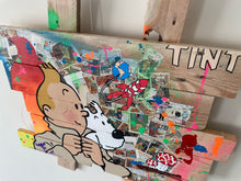 Charger l'image dans la galerie, Tableau pop art Tintin et Milou sur bois recyclé, vibrant et coloré, capturant aventure et amitié des personnages.
