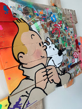 Charger l'image dans la galerie, Tableau pop art de Tintin et Milou sur bois recyclé, vibrant et coloré, capturant l'amitié et l'aventure.
