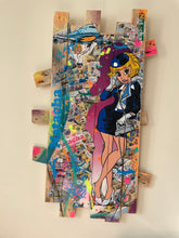 Charger l'image dans la galerie, Tableau POP Art écologique Natacha sur palettes recyclées, vibrant et dynamique, illustrant l'héroïne de bande dessinée.