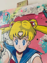 Charger l'image dans la galerie, Pop art tableau featuring Sailor Moon on a colorful wood palette, showcasing vibrant colors and artistic details.