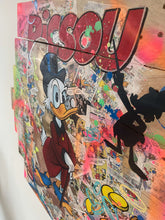 Charger l'image dans la galerie, Tableau POP art Picsou en bois, vibrant avec couleurs éclatantes et éléments de bande dessinée.