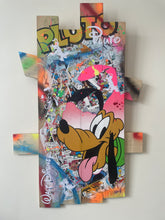 Charger l'image dans la galerie, Tableau Pop Art Pluto sur bois de palette signé Vincent STREIFF®