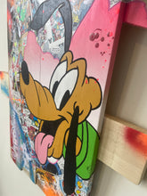 Charger l'image dans la galerie, Tableau Pop Art Pluto sur bois de palette signé Vincent STREIFF®