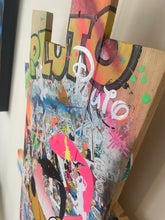 Charger l'image dans la galerie, Tableau Pop Art Pluto sur bois de palette signé Vincent STREIFF®