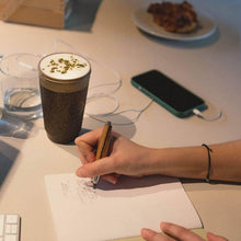 Charger l'image dans la galerie, Gobelet réutilisable fabriqué à base de café - Novela