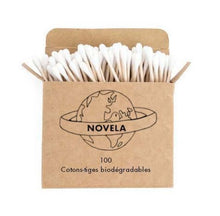 Charger l'image dans la galerie, Boîte de 100 coton-tiges biodégradables en bois, une option écologique pour le soin des oreilles.
