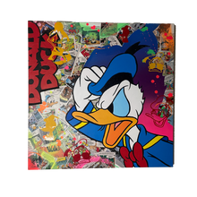 Charger l'image dans la galerie, Pop Art canvas of Donald Duck by Vincent Streiff, featuring vibrant colors and playful aesthetics.