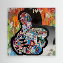 Laden Sie das Bild in den Galerie-Viewer, Main de Mickey - impression sur toile de l'œuvre originale de Vincent STREIFF