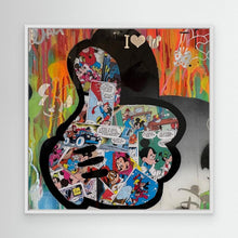 Laden Sie das Bild in den Galerie-Viewer, Main de Mickey - impression sur toile de l'œuvre originale de Vincent STREIFF